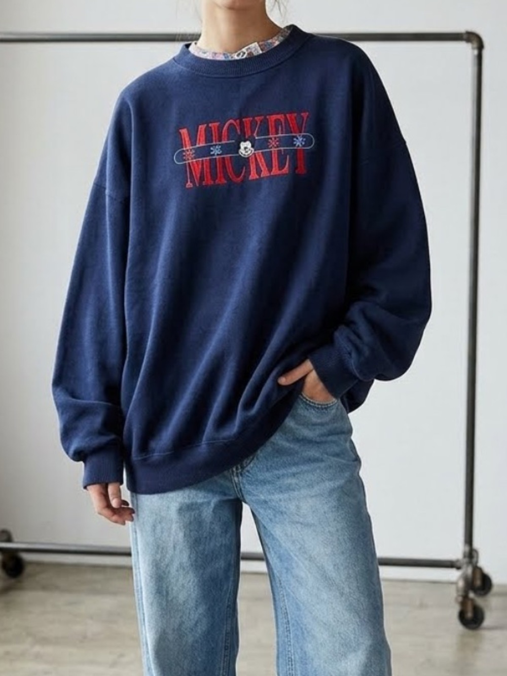 MICKEY & CO. Vintage 90’s Mickey Mouse Disney Sweatshirt XL